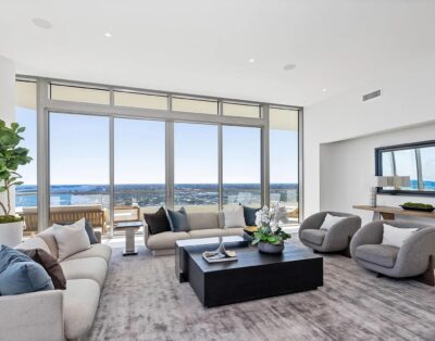 Luxurious 3-Bedroom Penthouse with Breathtaking Ocean Views